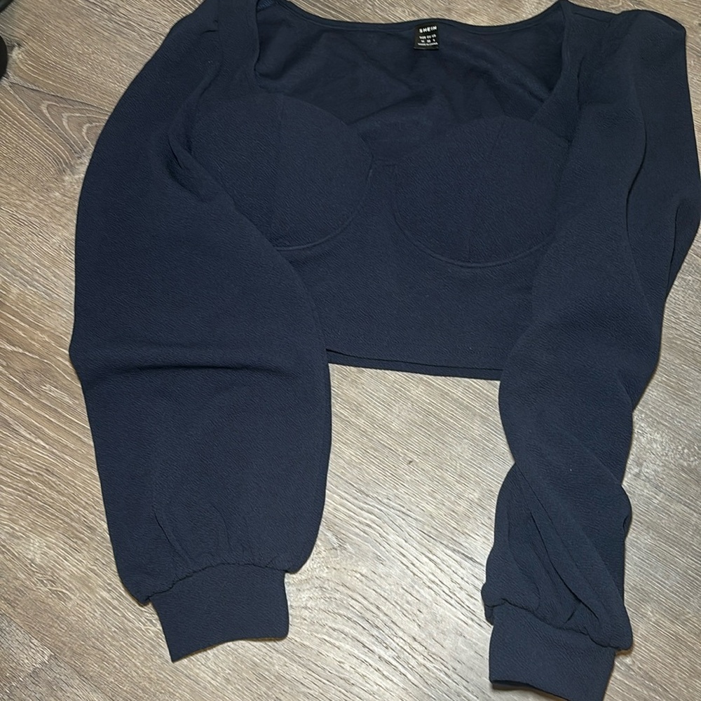 Sweetheart neck long sleeve